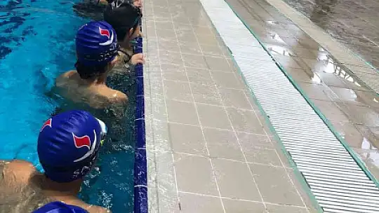 SANKO Okulları'nın yüzme başarısı
