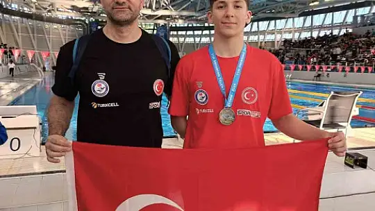 SANKO Okulları'nın yüzmede milli takım gururu
