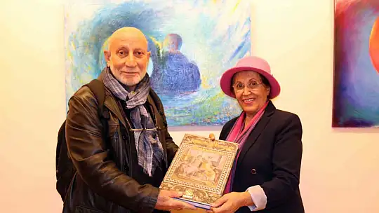 SANKO Sanat Galerisi'nde döngü temalı resim sergisi