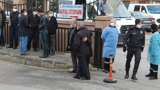 Sanko Üniversitesi COVİD 19 yoğun bakım ünitesinde yangın: 8 ölü