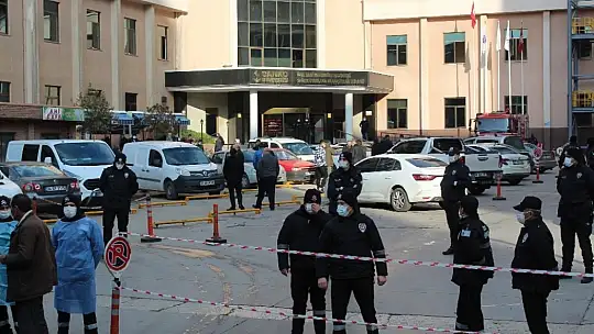 Sanko Üniversitesi COVİD 19 yoğun bakım ünitesinde yangın: 8 ölü