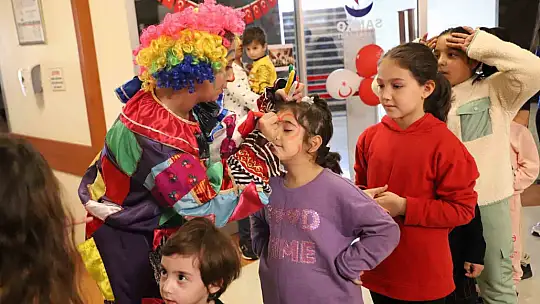 SANKO Üniversitesi Hastanesi'nde Cumhuriyet'in ilanının 100'üncü yılı kutlandı