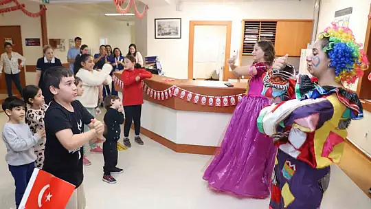 SANKO Üniversitesi Hastanesi'nde Cumhuriyet'in ilanının 100'üncü yılı kutlandı