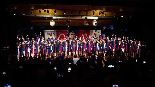 SANKO Üniversitesi'nde mezuniyet heyecanı