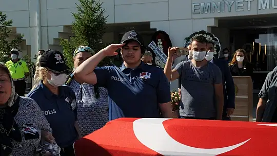 Şehit eşinden yürek burkan veda