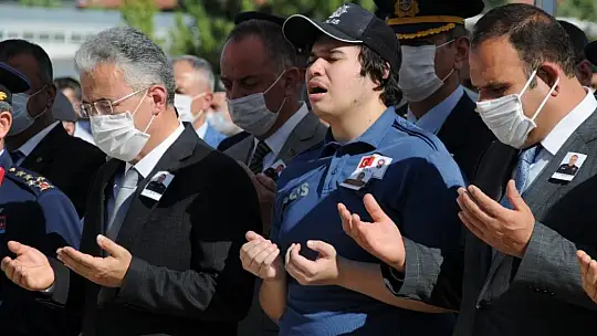 Şehit eşinden yürek burkan veda