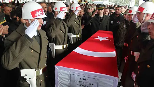 Şehit Eyyüp Uğurlu son yolculuğuna uğurlandı