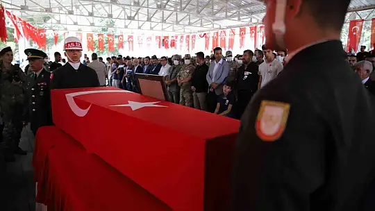 Şehit Mahsun Şimşek gözyaşlarıyla uğurlandı