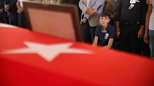 Şehit Mahsun Şimşek gözyaşlarıyla uğurlandı