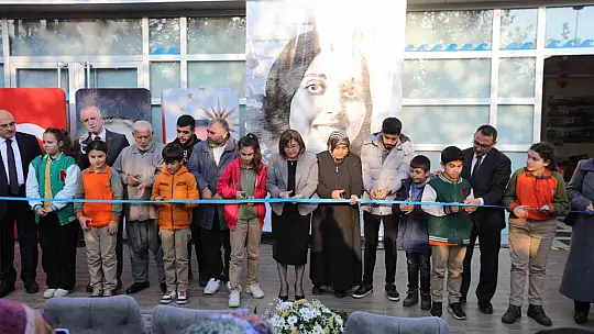Şehit Öğretmen Ayşenur Alkan'ın ismi kütüphanede yaşayacak