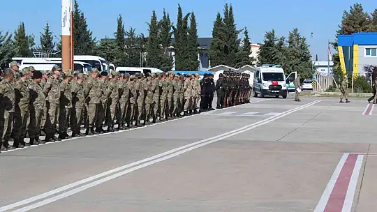 Şehit Oktay Salar'ın naaşı memleketi Balıkesir'e uğurlandı