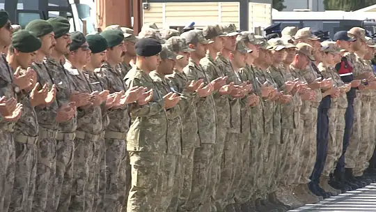 Şehit özel harekat polisinin naaşı memleketine uğurlandı