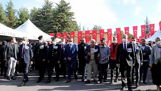 Şehit özel harekat polisleri memleketlerine uğurlandı