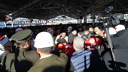 Şehit Piyade Uzman Çavuş Abdulkadir İyem son yolculuğuna uğurlandı