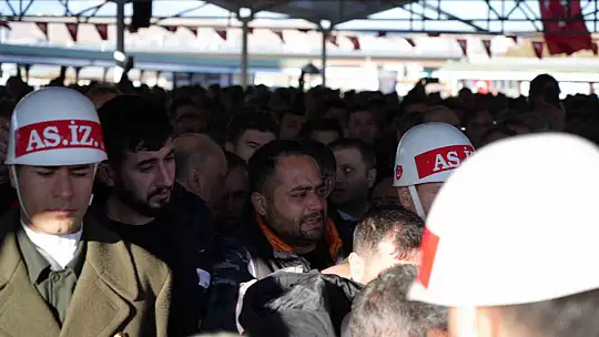 Şehit Piyade Uzman Çavuş Abdulkadir İyem son yolculuğuna uğurlandı