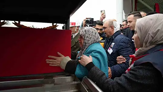 Şehit Piyade Uzman Çavuş Hakan Gün son yolculuğuna uğurlandı