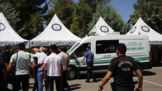 Şehit polis memuru Halil İbrahim Kuzkun için tören düzenlendi
