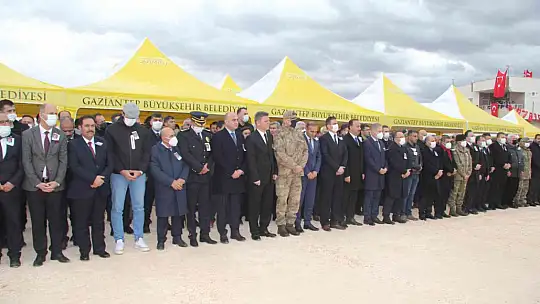 Şehit polis memuru memleketi Gaziantep'te gözyaşlarıyla defnedildi