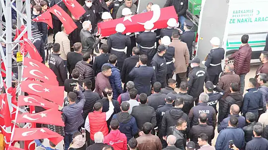 Şehit polis memuru memleketi Gaziantep'te gözyaşlarıyla defnedildi