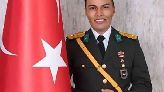 Şehit Teğmen Duabey Onur Öztürkmen son yolculuğuna uğurlandı