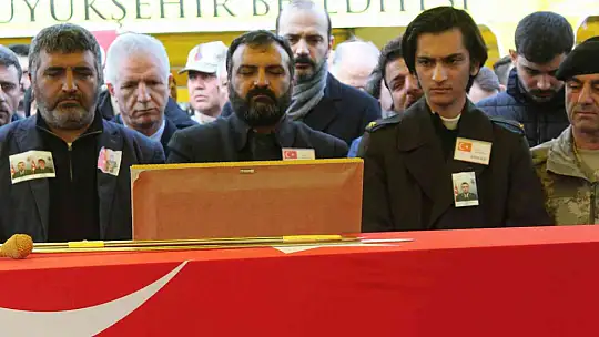 Şehit Teğmen Duabey Onur Öztürkmen son yolculuğuna uğurlandı
