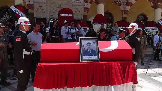 Şehit Topçu Uzman Çavuş Cirnooğlu, son yolculuğuna uğurlandı