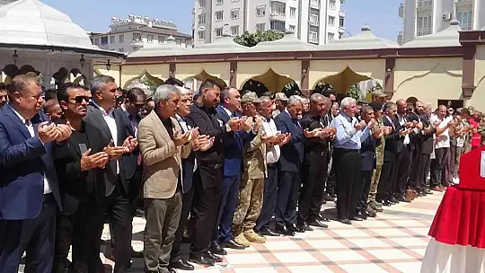 Şehit Topçu Uzman Çavuş Cirnooğlu, son yolculuğuna uğurlandı