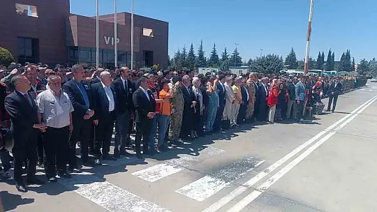 Şehit Uğur Özdemir'in naaşı memleketi Gaziantep'e getirildi