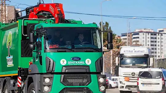 Şehitkamil Belediyesi filosuna 6 yeni araç eklendi