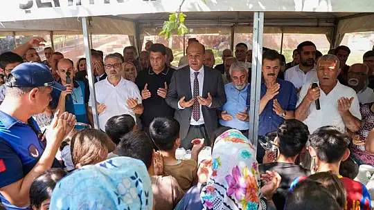 Şehitkamil Belediyesinden aşure ikramı
