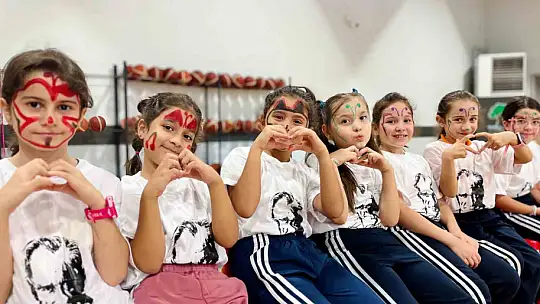 Şehitkamil Belediyesinden çocuklara özel şenlik