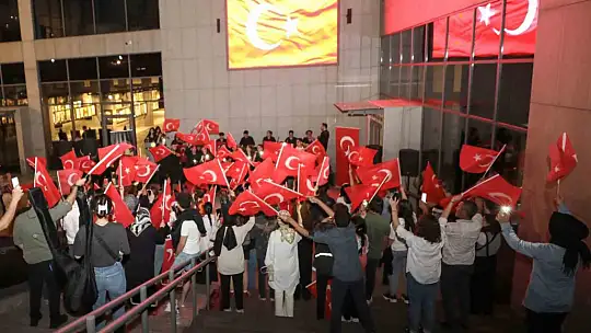 Şehitkamil'de '90'lardan kalan şarkılar' konseri düzenlendi