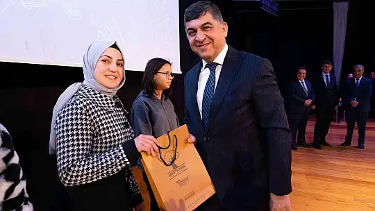Şehitkamil'de 3788 lise öğrencisine para desteği