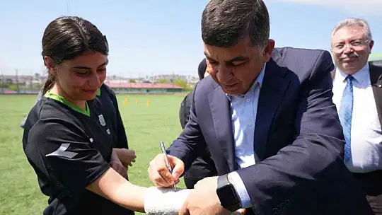 Şehitkamil'de Amatör spor kulüplerine destek
