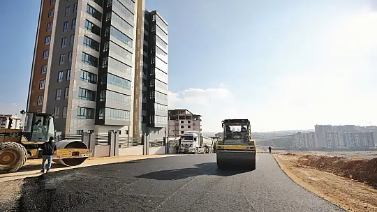 Şehitkamil'de asfalt çalışmaları aralıksız sürüyor