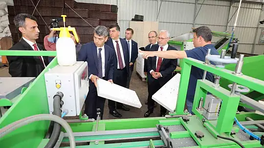 Şehitkamil'de bir günde 200 bin tohum toprakla buluşturuluyor
