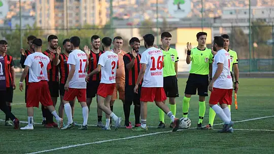 Şehitkamil'de Köy Turnuvaları'nda çeyrek final heyecanı yaşanacak