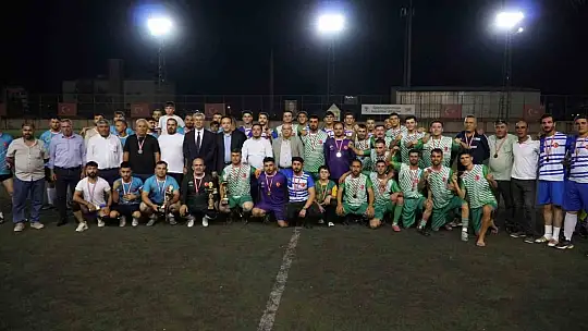 Şehitkamil'de şampiyon Dülük oldu