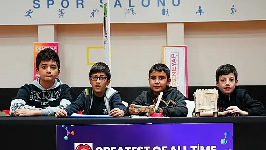 Şehitkamil'deki geleceğin bilim adamları icatlarını sergiledi