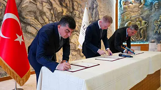 Şehitkamil'deki meslek lisesi öğrencilerine nakdi destek