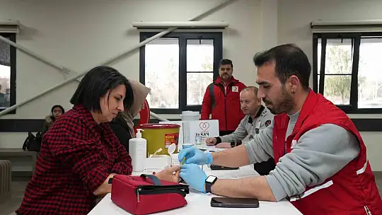 Şehitkamil'den kan bağışına destek