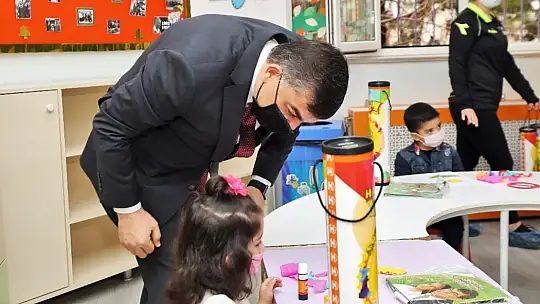 Şehitkamil'den öğrencilere 10 bin satranç seti