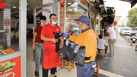 Şehitkamil'den vatandaşlara 250 bin kurban poşeti