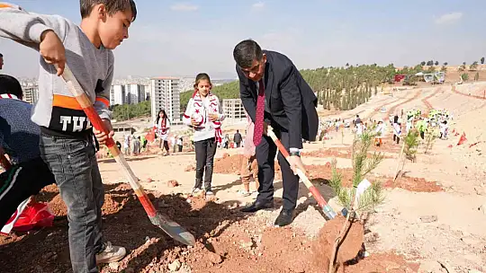 Şehitkamil'in 27. Ormanına can suyu verildi