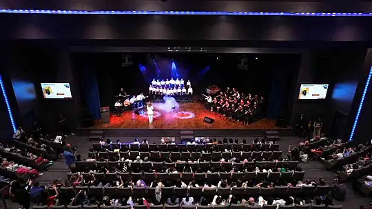 Şehitkamil Sanat Merkezi çocuk orkestrası ilk konserini verdi