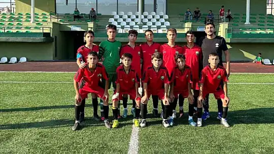 Şehitkamil U13 Futbol Takımı 'namağlup şampiyon'
