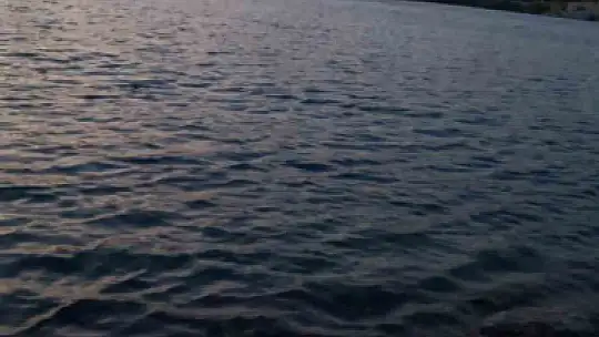 Serinlemek için Fırat Nehri'ne giren genç kayboldu