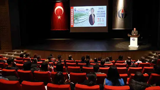 Serkan Kaptan, GAÜN öğrencilerine tecrübelerini anlatı
