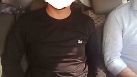 Seyir halindeki araçtan havaya ateş açan şahıs yakalandı