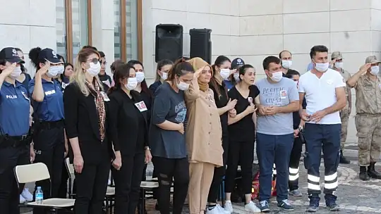 Siirt'te şehit olan 2 özel harekat polisi memleketlerine uğurlandı